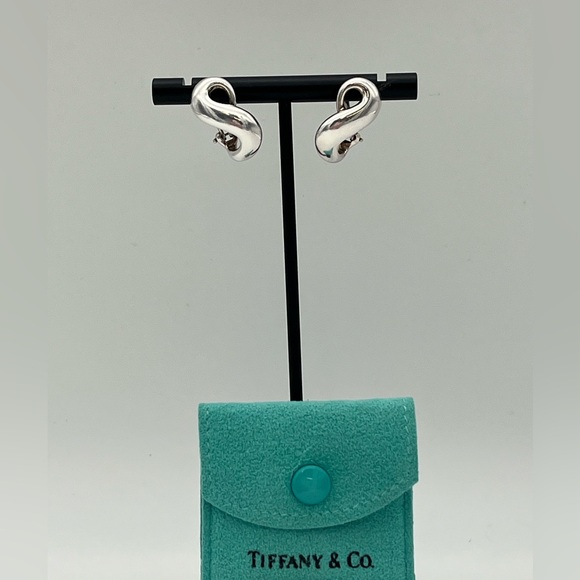 Tiffany & Co.-Sterling Silver Endless Infinity Earrings. Vintage Retired Design - Picture 4 of 9